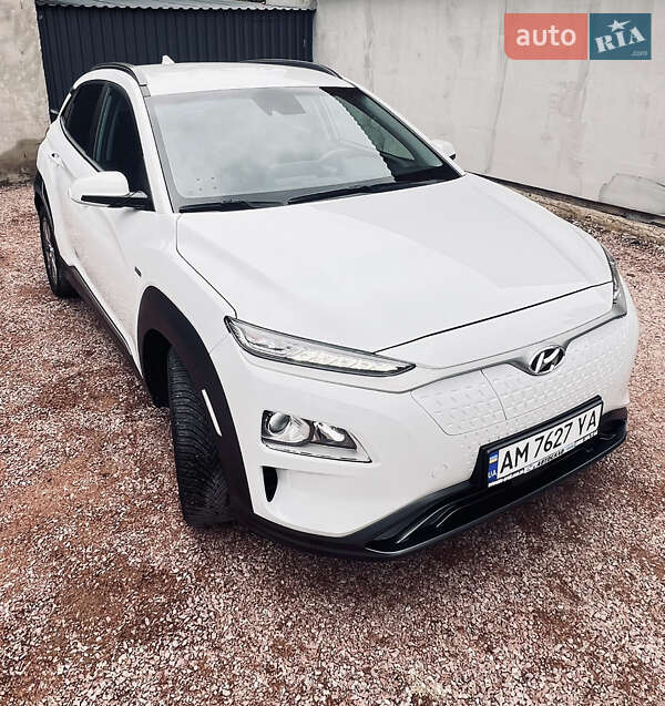 Внедорожник / Кроссовер Hyundai Kona 2020 в Житомире