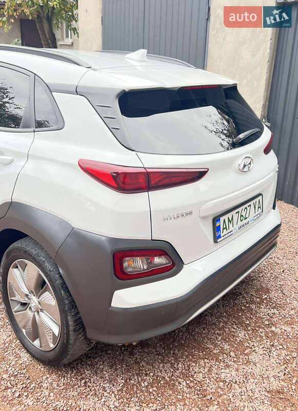 Внедорожник / Кроссовер Hyundai Kona 2020 в Житомире