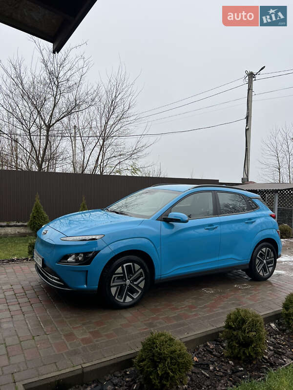 Внедорожник / Кроссовер Hyundai Kona 2022 в Хмельницком