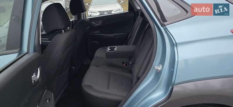 Внедорожник / Кроссовер Hyundai Kona 2020 в Тернополе