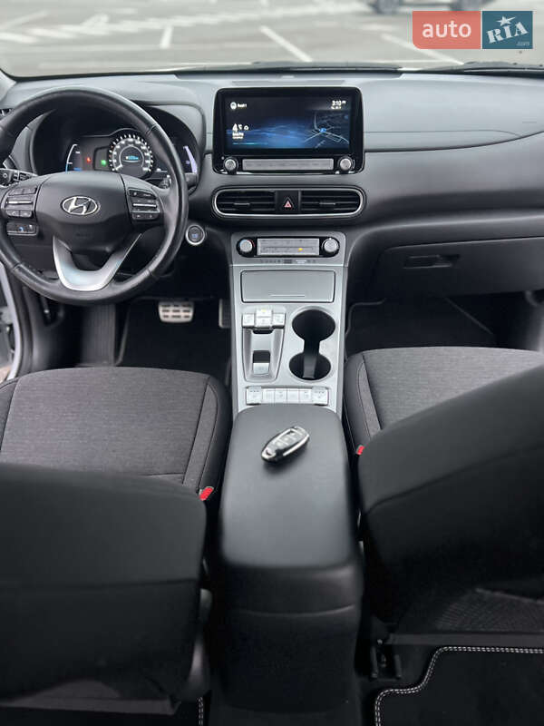 Внедорожник / Кроссовер Hyundai Kona 2020 в Житомире