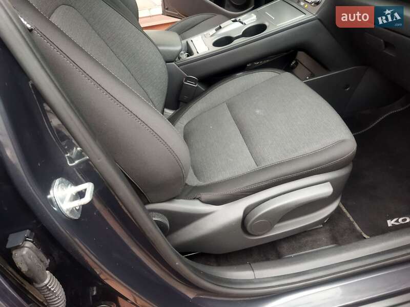 Внедорожник / Кроссовер Hyundai Kona 2021 в Звягеле