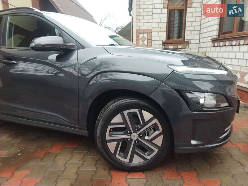 Внедорожник / Кроссовер Hyundai Kona 2021 в Звягеле