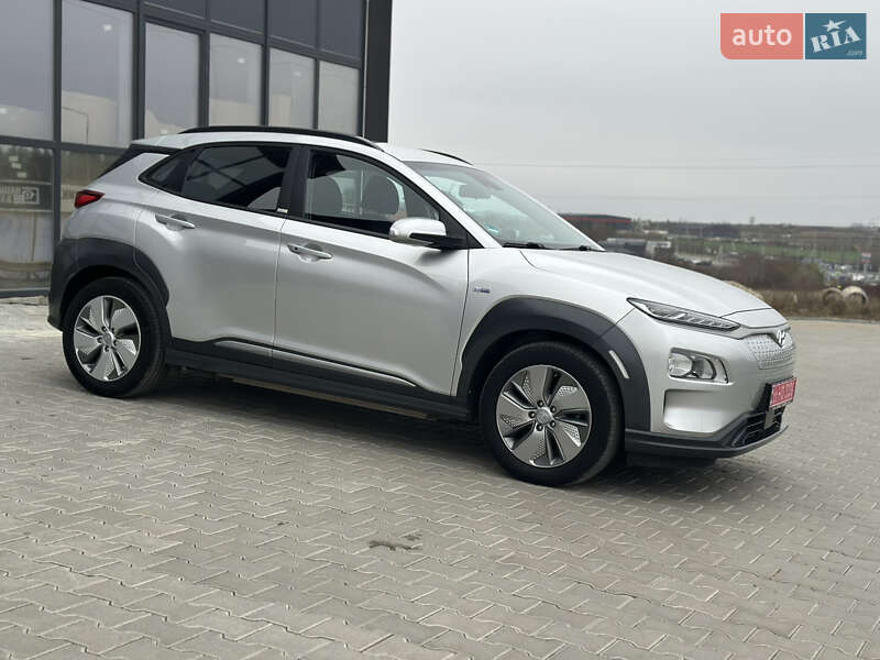 Позашляховик / Кросовер Hyundai Kona 2020 в Тернополі