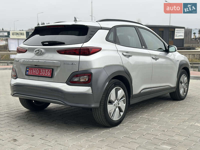 Позашляховик / Кросовер Hyundai Kona 2020 в Тернополі
