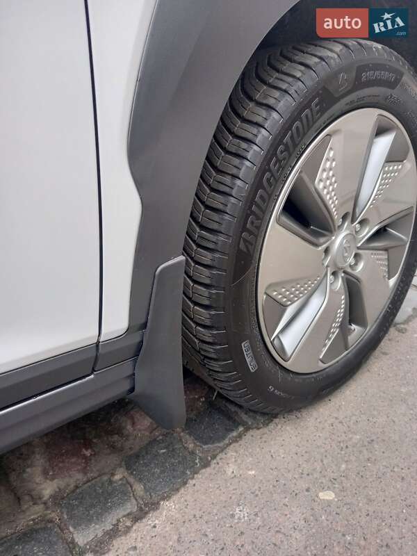 Внедорожник / Кроссовер Hyundai Kona 2020 в Львове фото 49 Внедорожник / Кроссовер Hyundai Kona 2020 в Львове