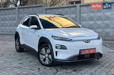 Внедорожник / Кроссовер Hyundai Kona 2019 в Ровно