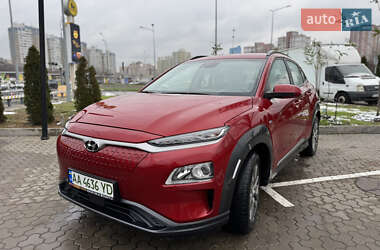 Внедорожник / Кроссовер Hyundai Kona 2020 в Киеве