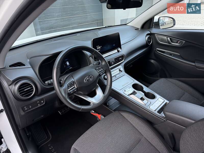 Внедорожник / Кроссовер Hyundai Kona 2020 в Тернополе