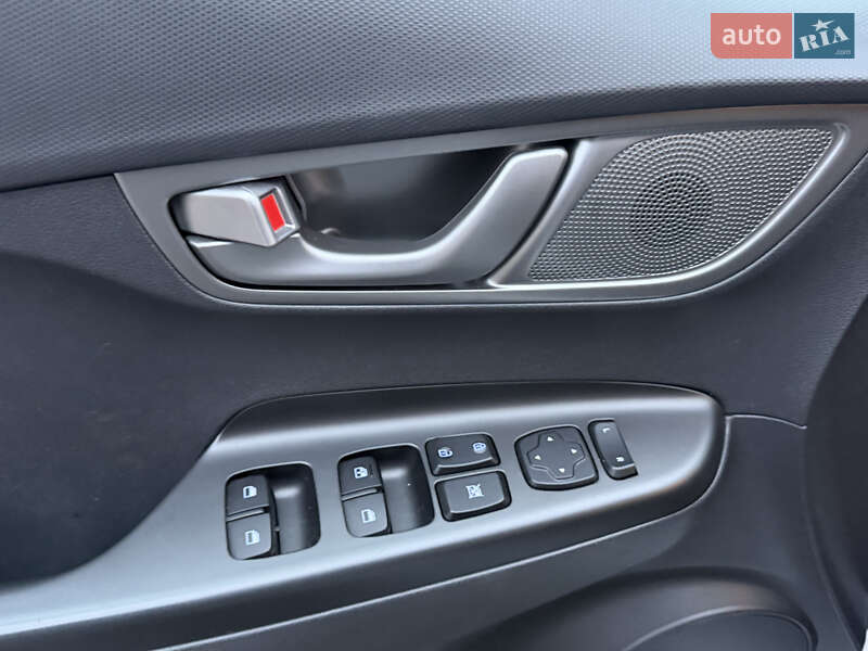 Позашляховик / Кросовер Hyundai Kona 2021 в Тернополі фото 39 Позашляховик / Кросовер Hyundai Kona 2021 в Тернополі