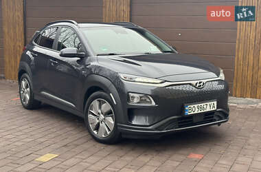 Внедорожник / Кроссовер Hyundai Kona 2020 в Тернополе