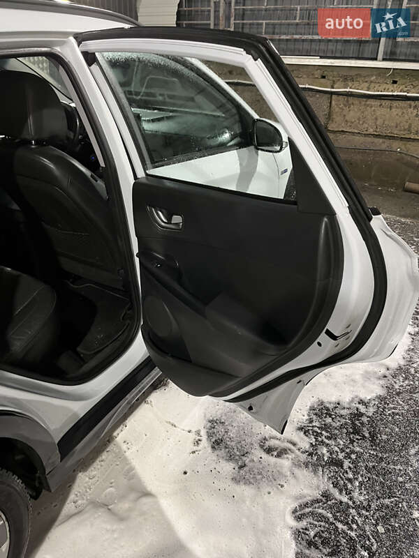 Внедорожник / Кроссовер Hyundai Kona 2020 в Виннице