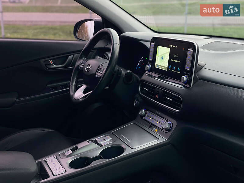 Позашляховик / Кросовер Hyundai Kona 2019 в Дніпрі