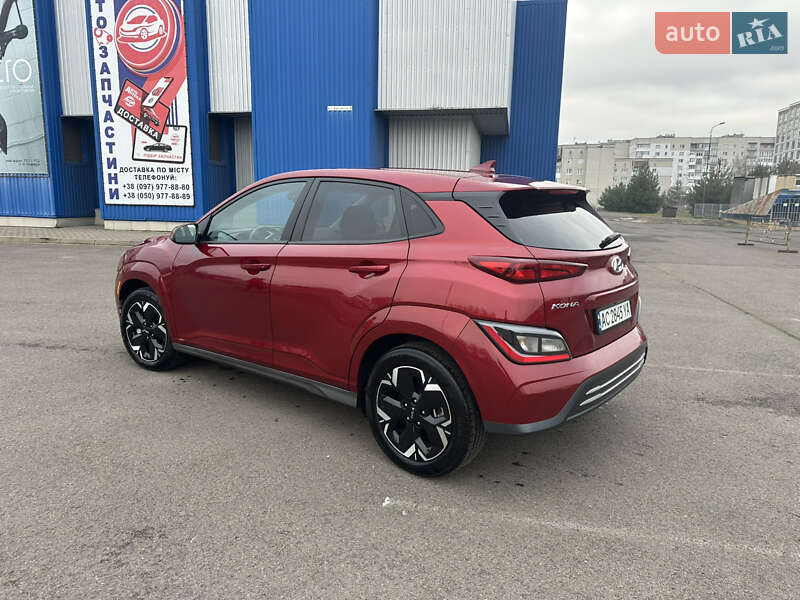 Внедорожник / Кроссовер Hyundai Kona 2023 в Луцке
