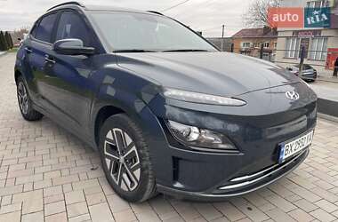 Внедорожник / Кроссовер Hyundai Kona 2022 в Хмельницком