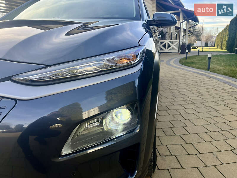 Внедорожник / Кроссовер Hyundai Kona 2019 в Ивано-Франковске