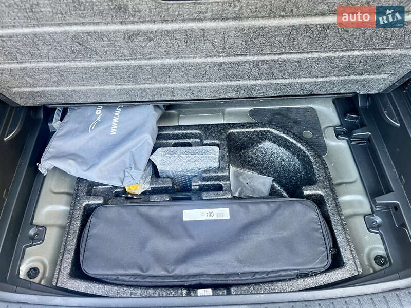 Внедорожник / Кроссовер Hyundai Kona 2019 в Ивано-Франковске