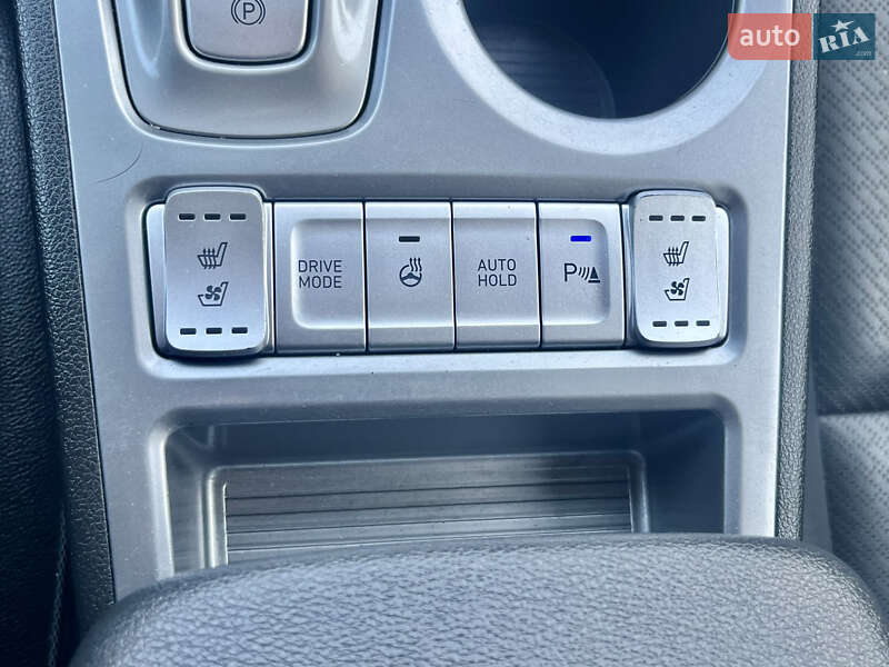 Внедорожник / Кроссовер Hyundai Kona 2019 в Ивано-Франковске