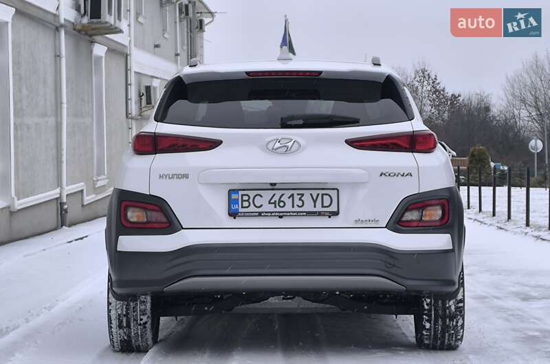 Внедорожник / Кроссовер Hyundai Kona 2021 в Львове