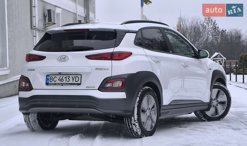 Внедорожник / Кроссовер Hyundai Kona 2021 в Львове