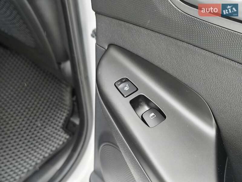 Внедорожник / Кроссовер Hyundai Kona 2021 в Львове