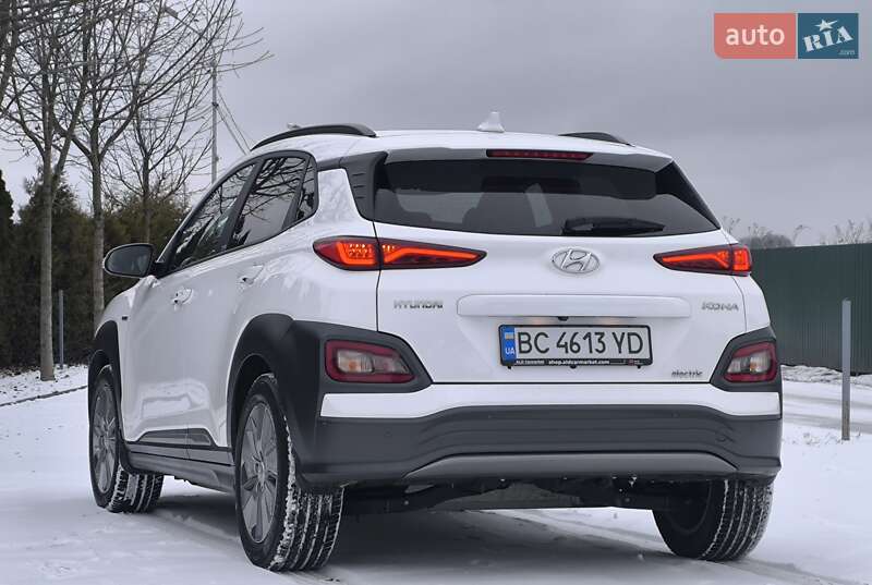 Внедорожник / Кроссовер Hyundai Kona 2021 в Львове