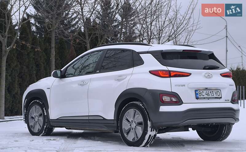 Внедорожник / Кроссовер Hyundai Kona 2021 в Львове