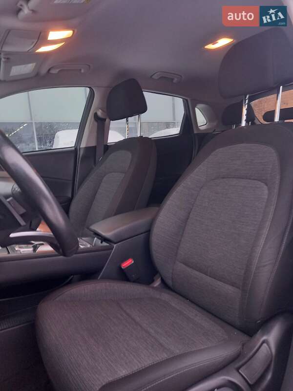 Позашляховик / Кросовер Hyundai Kona 2023 в Полтаві