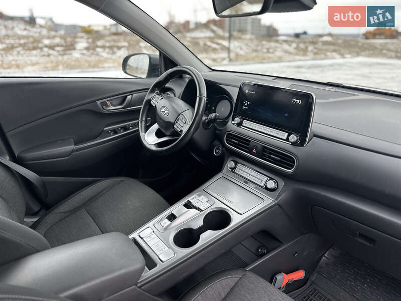 Внедорожник / Кроссовер Hyundai Kona 2020 в Ровно