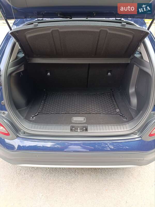 Внедорожник / Кроссовер Hyundai Kona 2020 в Счастливом