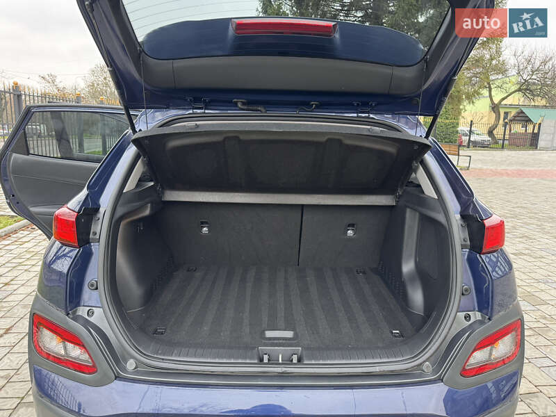 Внедорожник / Кроссовер Hyundai Kona 2020 в Ровно