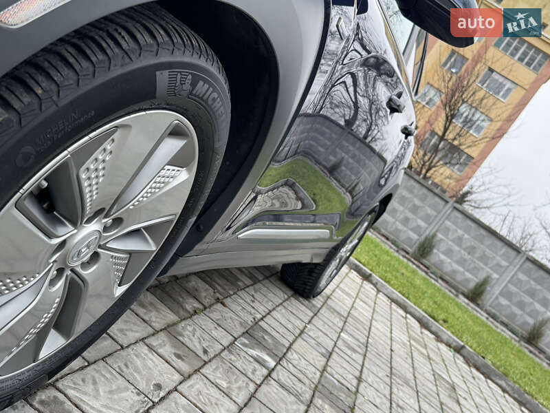 Внедорожник / Кроссовер Hyundai Kona 2020 в Ровно