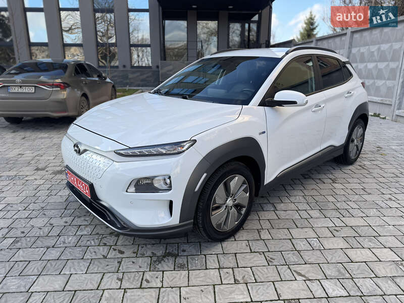 Внедорожник / Кроссовер Hyundai Kona 2018 в Ровно