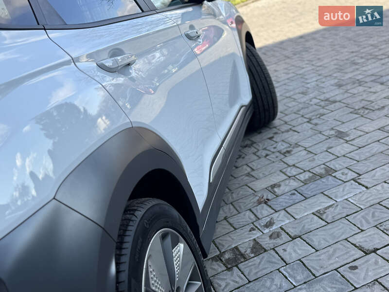 Внедорожник / Кроссовер Hyundai Kona 2018 в Ровно