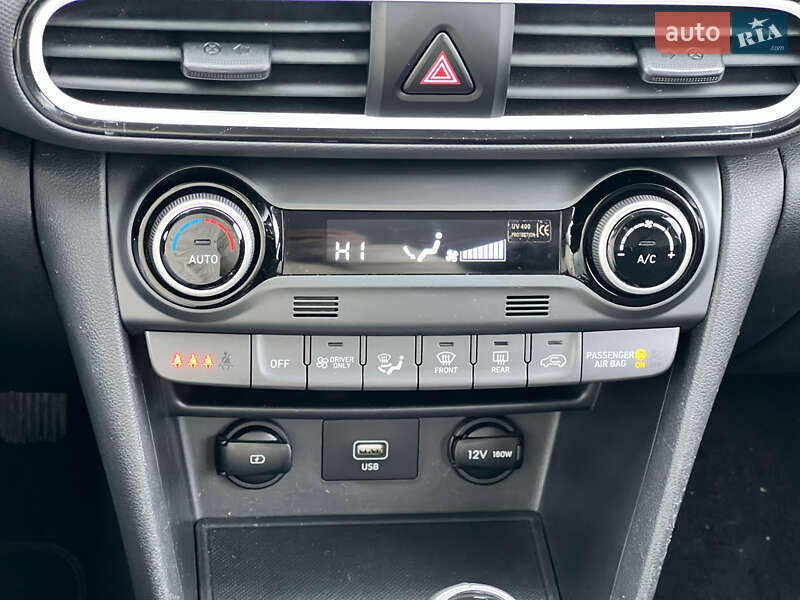 Внедорожник / Кроссовер Hyundai Kona 2020 в Киеве