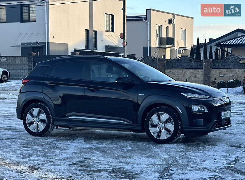 Внедорожник / Кроссовер Hyundai Kona 2020 в Ровно