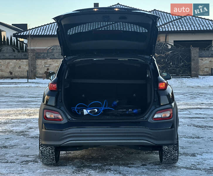 Внедорожник / Кроссовер Hyundai Kona 2020 в Ровно