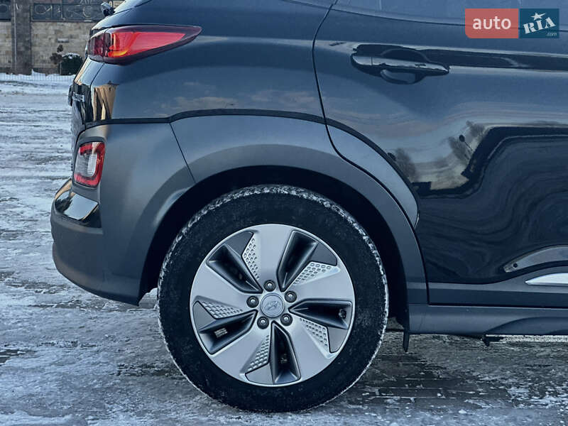 Внедорожник / Кроссовер Hyundai Kona 2020 в Ровно