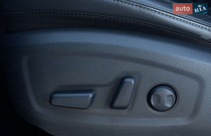 Внедорожник / Кроссовер Hyundai Kona 2020 в Ровно