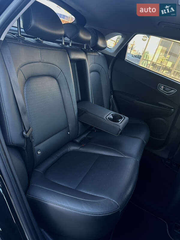 Внедорожник / Кроссовер Hyundai Kona 2020 в Ровно