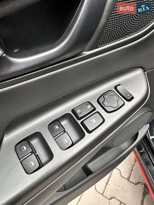 Внедорожник / Кроссовер Hyundai Kona 2021 в Тернополе