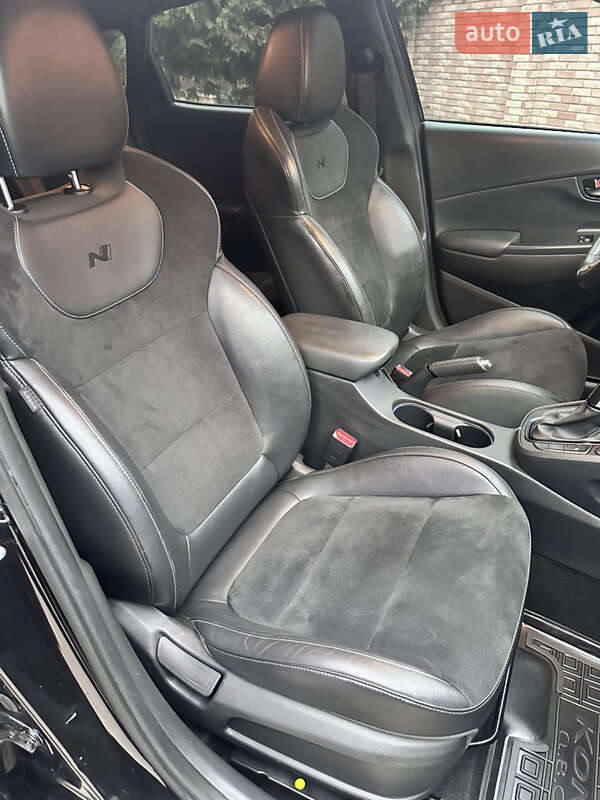 Внедорожник / Кроссовер Hyundai Kona 2021 в Тернополе