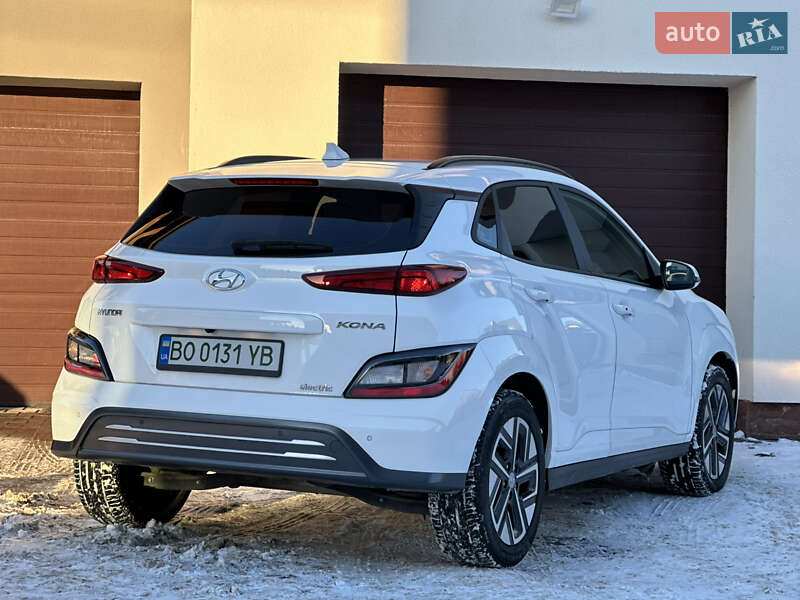 Внедорожник / Кроссовер Hyundai Kona 2021 в Тернополе