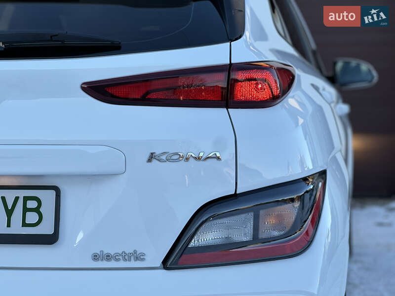 Внедорожник / Кроссовер Hyundai Kona 2021 в Тернополе