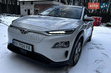 Внедорожник / Кроссовер Hyundai Kona 2020 в Хмельницком