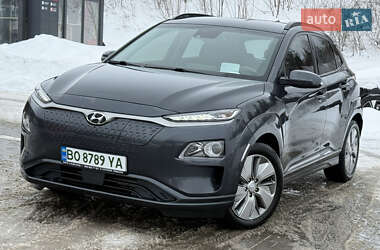 Внедорожник / Кроссовер Hyundai Kona 2021 в Тернополе