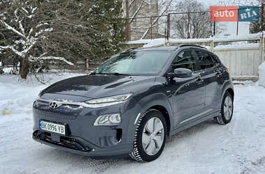 Позашляховик / Кросовер Hyundai Kona 2020 в Рівному
