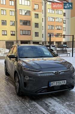 Внедорожник / Кроссовер Hyundai Kona 2019 в Ивано-Франковске