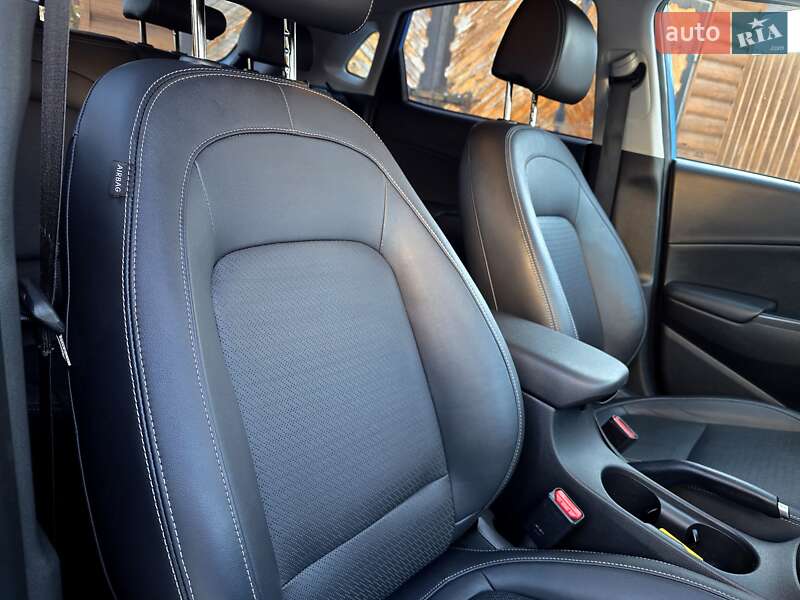 Внедорожник / Кроссовер Hyundai Kona 2020 в Полтаве