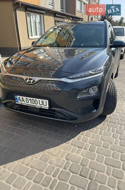 Внедорожник / Кроссовер Hyundai Kona 2020 в Киеве